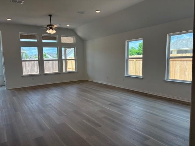 200 Caraway COR, Taylor, TX 76574