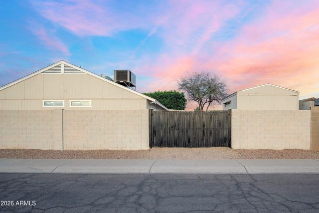 3353 W QUAIL Avenue, Phoenix, AZ 85027