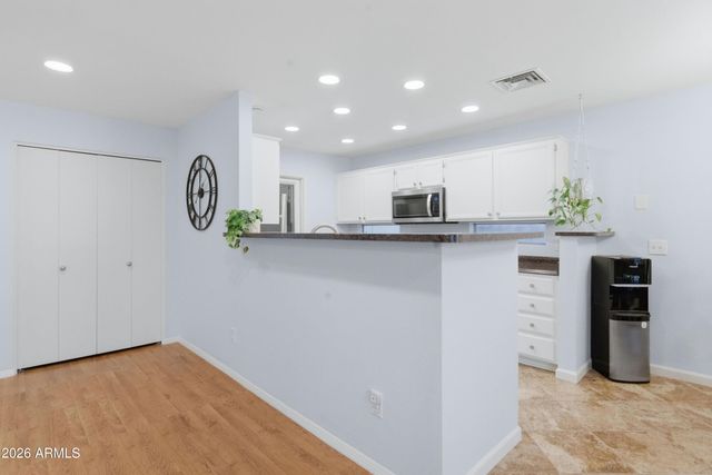 3353 W QUAIL Avenue, Phoenix, AZ 85027