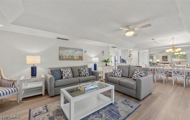 195 PEPPERMINT LN 2, Naples, FL 34112