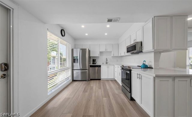195 PEPPERMINT LN 2, Naples, FL 34112