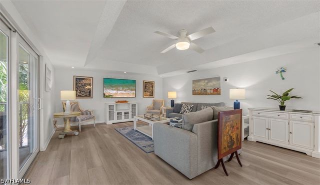 195 PEPPERMINT LN 2, Naples, FL 34112