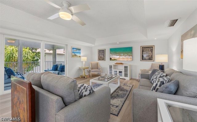 195 PEPPERMINT LN 2, Naples, FL 34112