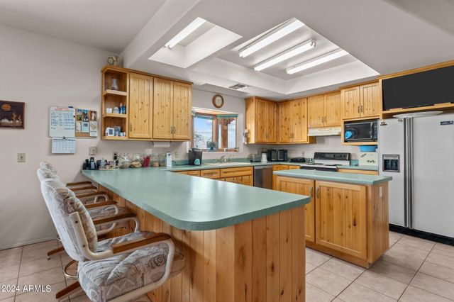 22900 W HYLTON Way, Congress, AZ 85332