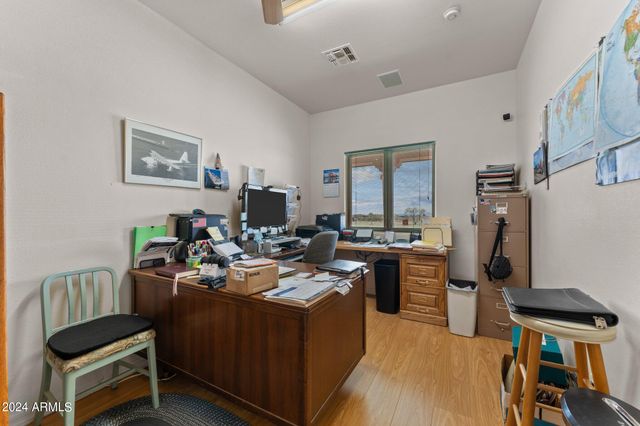 22900 W HYLTON Way, Congress, AZ 85332