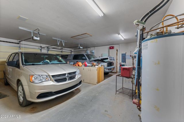 22900 W HYLTON Way, Congress, AZ 85332