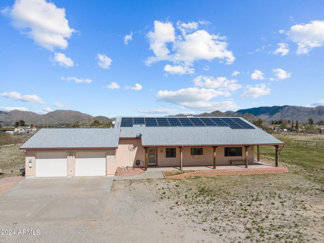 22900 W HYLTON Way, Congress, AZ 85332