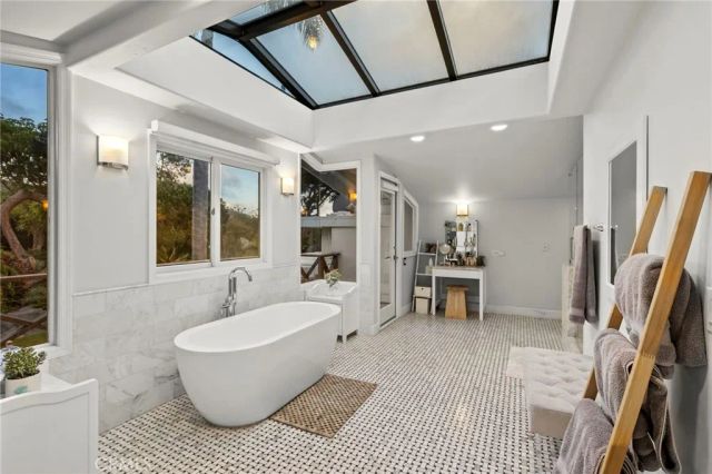 210 Monarch Bay, Dana Point, CA 92629