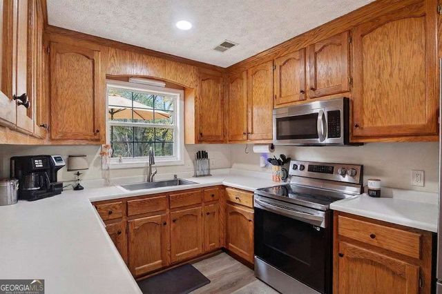 2192 Jackson Drive, Statham, GA 30666