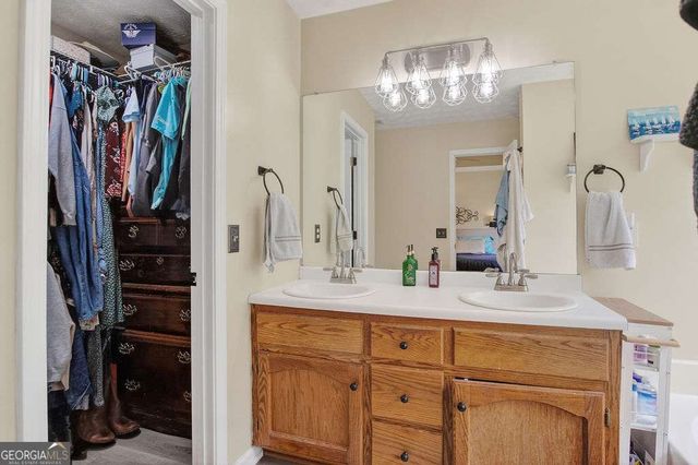 2192 Jackson Drive, Statham, GA 30666