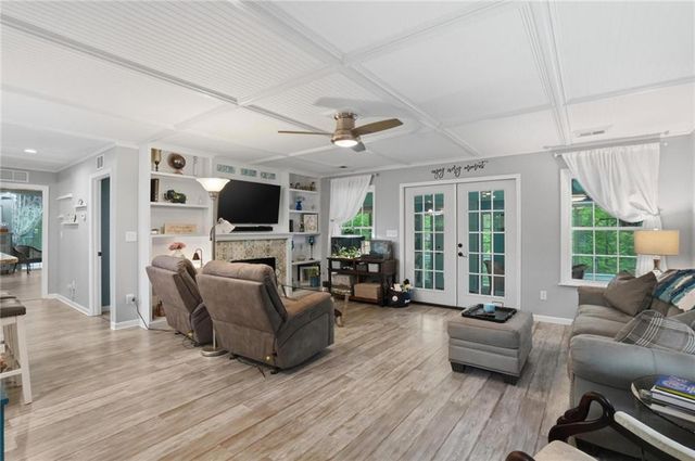 62 Elm Terrace, Ellijay, GA 30540