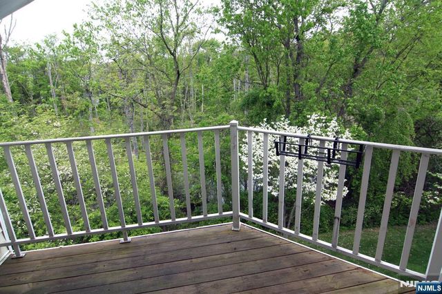 335 Linden Street, Mahwah, NJ 07430