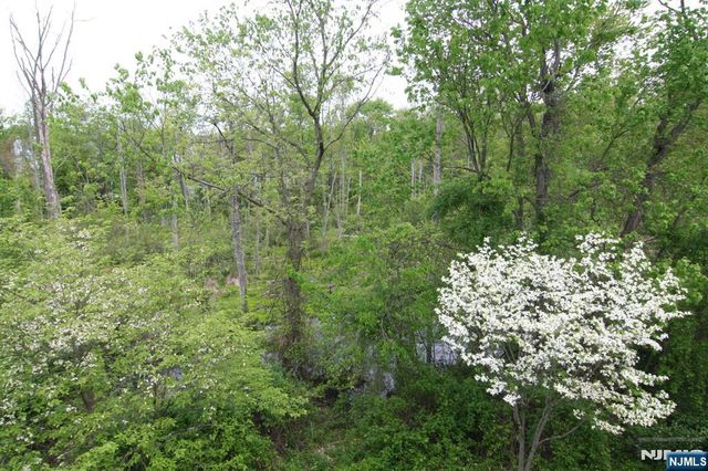 335 Linden Street, Mahwah, NJ 07430