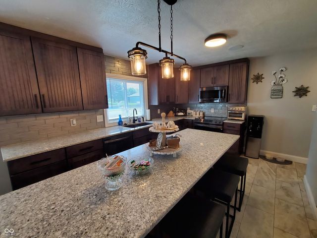7901 S Franklin Road, Indianapolis, IN 46259