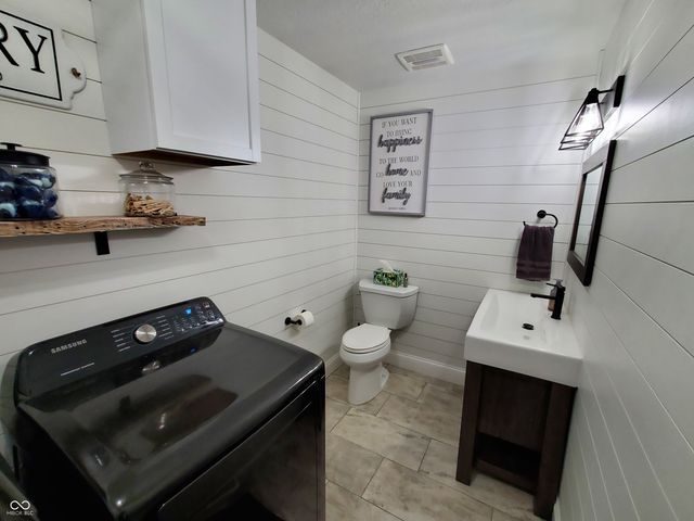 7901 S Franklin Road, Indianapolis, IN 46259