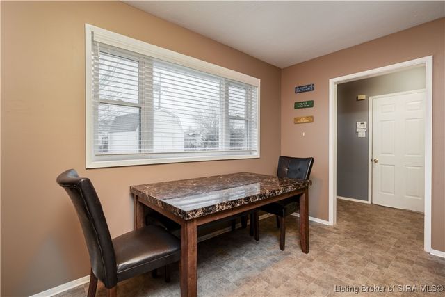 707 Spicewood Drive, Clarksville, IN 47129