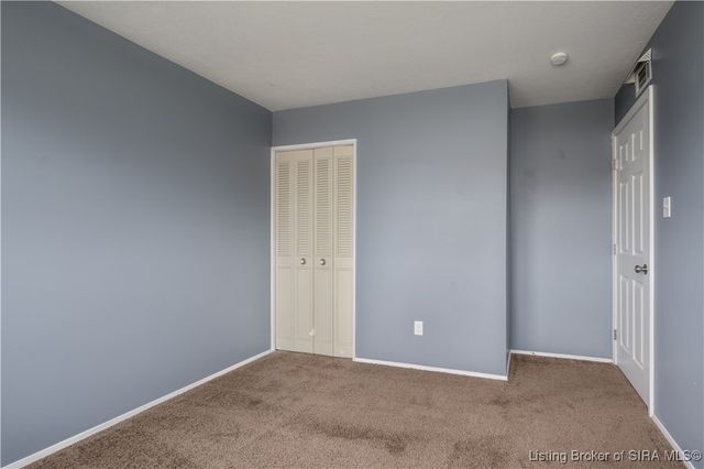 707 Spicewood Drive, Clarksville, IN 47129