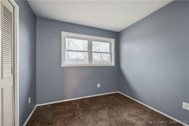 707 Spicewood Drive, Clarksville, IN 47129