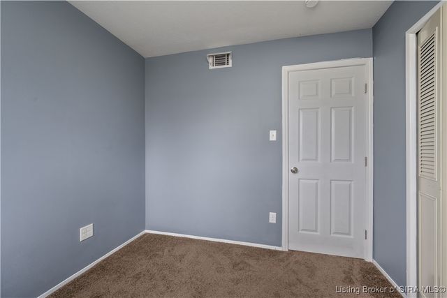 707 Spicewood Drive, Clarksville, IN 47129