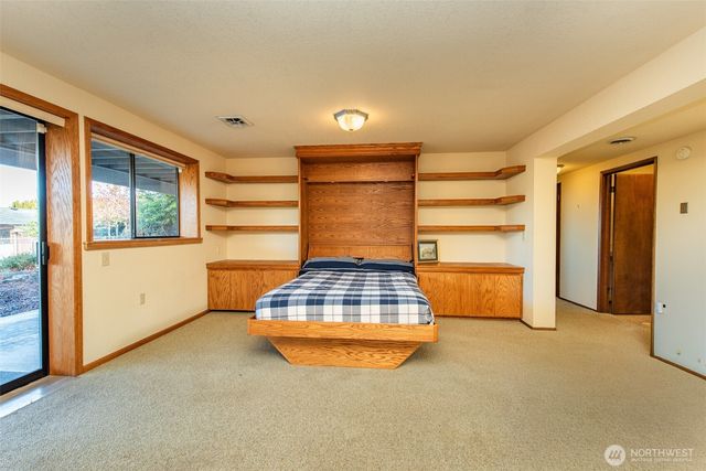 1325 E Lauridsen Boulevard, Port Angeles, WA 98362