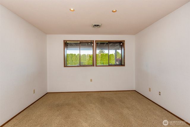 1325 E Lauridsen Boulevard, Port Angeles, WA 98362