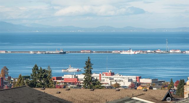 1325 E Lauridsen Boulevard, Port Angeles, WA 98362