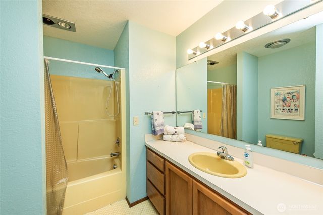 1325 E Lauridsen Boulevard, Port Angeles, WA 98362