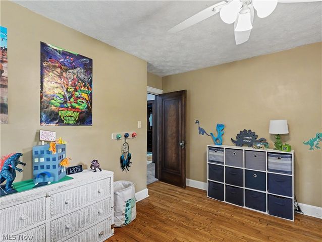6209 Columbus Road NE, Louisville, OH 44641