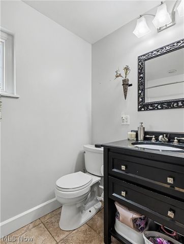 6209 Columbus Road NE, Louisville, OH 44641