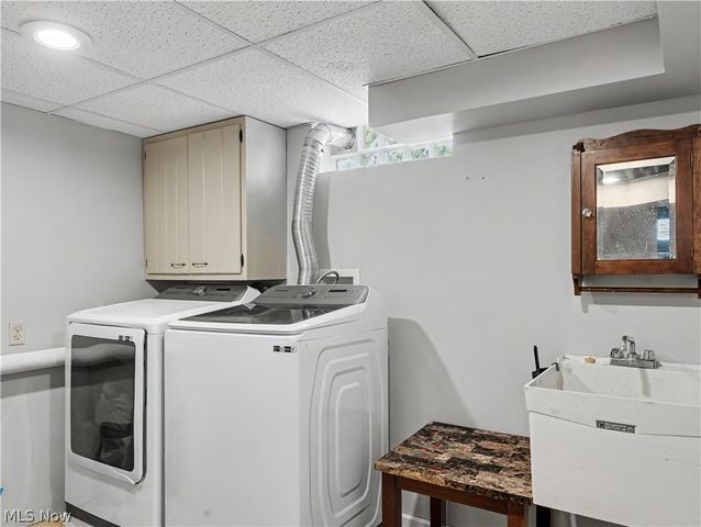 6209 Columbus Road NE, Louisville, OH 44641