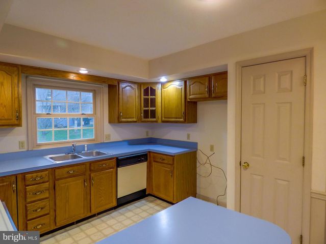 3575 CYPRESS CT, Dover, PA 17315