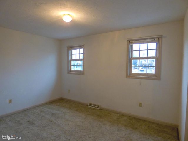 3575 CYPRESS CT, Dover, PA 17315