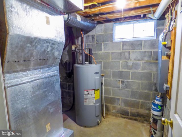 3575 CYPRESS CT, Dover, PA 17315