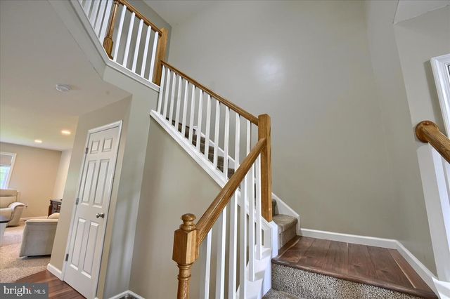 48 DUSTIN DR, Halifax, PA 17032