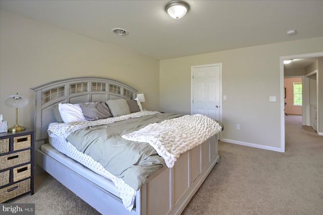 48 DUSTIN DR, Halifax, PA 17032