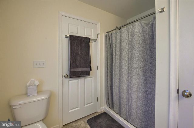 48 DUSTIN DR, Halifax, PA 17032