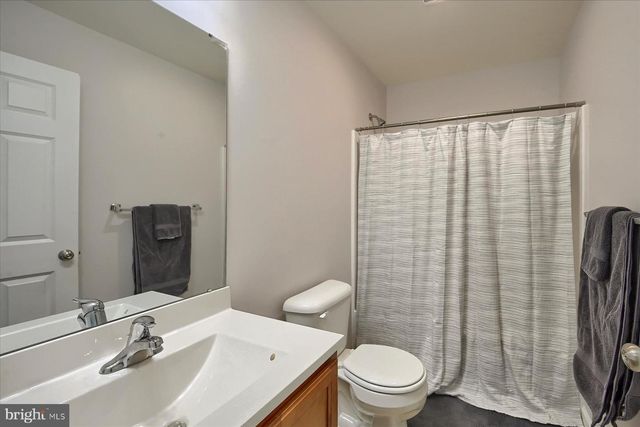 48 DUSTIN DR, Halifax, PA 17032