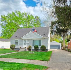 1589 Hampton Drive, Mt Clemens, MI 48043