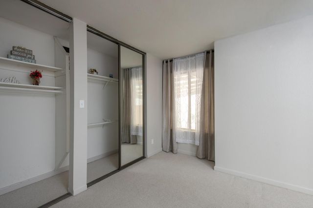 1703 W Santa Ana Avenue, Fresno, CA 93705