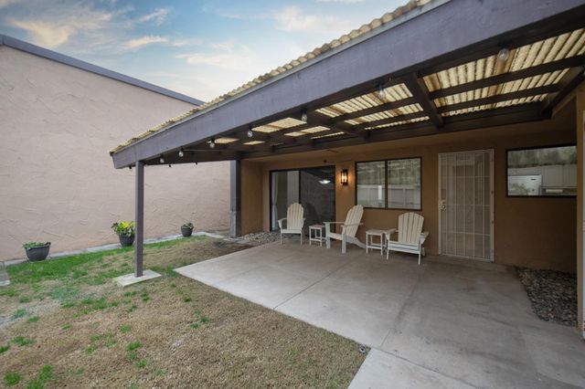 1703 W Santa Ana Avenue, Fresno, CA 93705