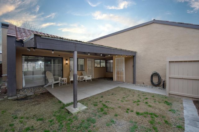 1703 W Santa Ana Avenue, Fresno, CA 93705