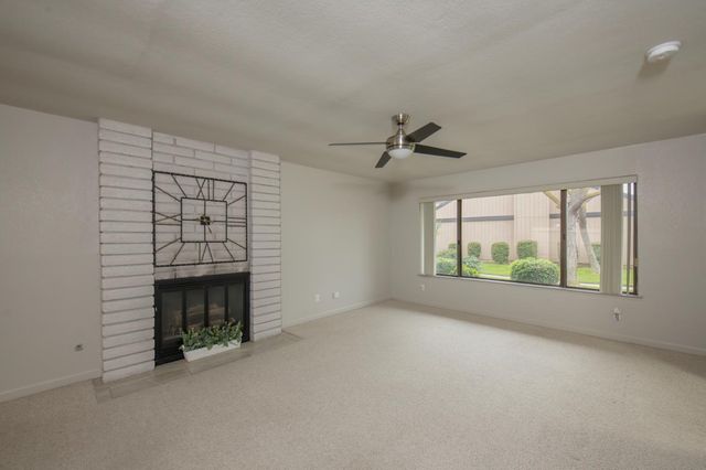 1703 W Santa Ana Avenue, Fresno, CA 93705