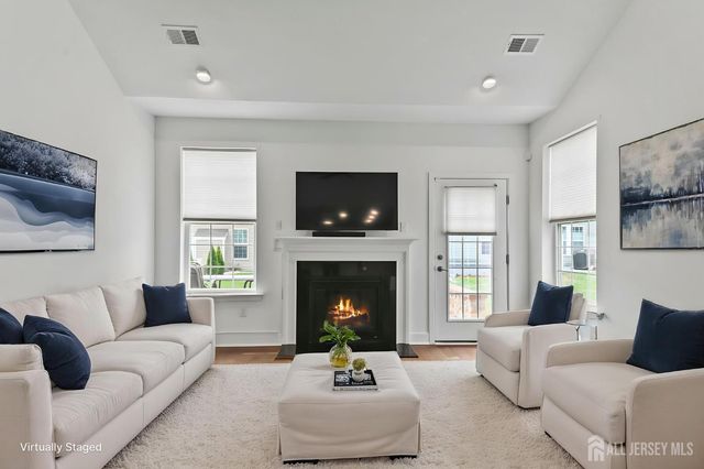 36 Metro Drive, Monroe, NJ 08831