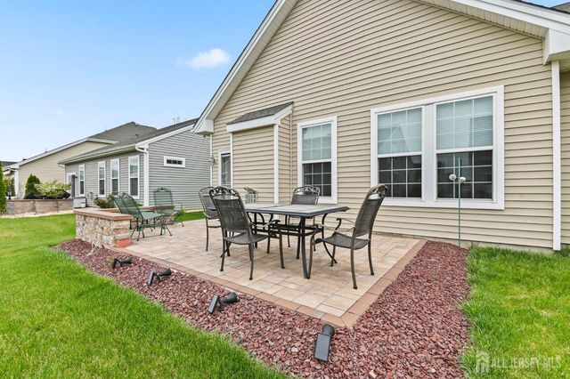 36 Metro Drive, Monroe, NJ 08831