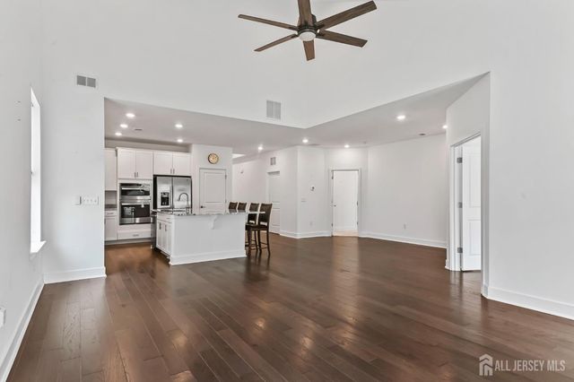 36 Metro Drive, Monroe, NJ 08831