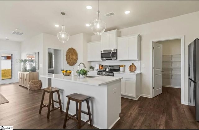 1122 Ogeechee Court, Spartanburg, SC 29303