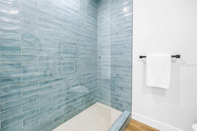 7957 2ND AVENUE S, St Petersburg, FL 33707