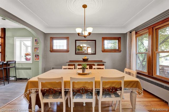 22627 Brookdale Street, Farmington, MI 48336