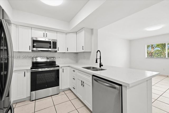3610 N 56th Ave 219, Hollywood, FL 33021