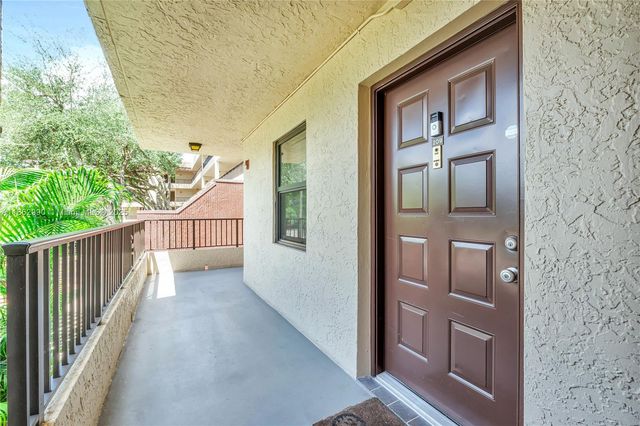 10401 W Broward Blvd 209, Plantation, FL 33324